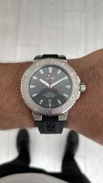 Oris Aquis Date Relief 43mm Gri Kadran Kauçuk Replika Saat