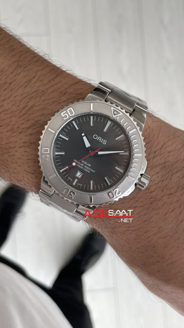 Oris Aquis Date Relief 43mm Gri Kadran Replika Saat Oris Aquis Date Relief 43mm Gri Kadran Replika Saat