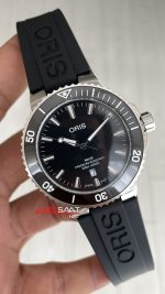 Oris Aquis Date Siyah 43mm Kauçuk Replika Saat