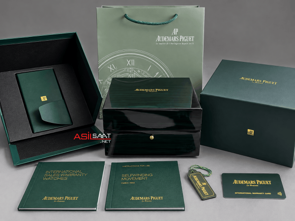 Audemars Piguet Yeşil Ahşap Kutu