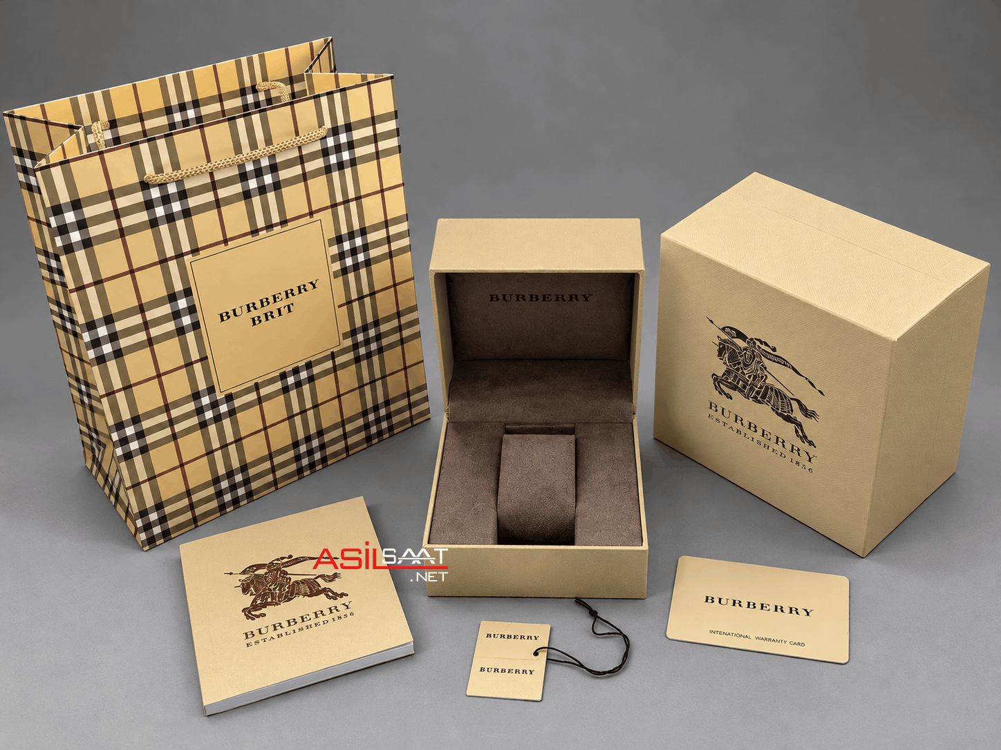 Burberry Kutu Burberry Kutu