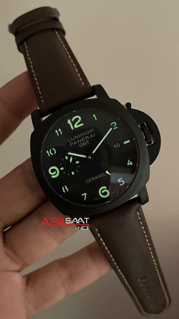 Panerai Luminor Ceramica GMT Power Reserve PAM00441 Kahverengi 44mm Black Replika Saat Panerai Luminor Ceramica GMT Power Reserve PAM00441 Kahverengi 44mm Black Replika Saat