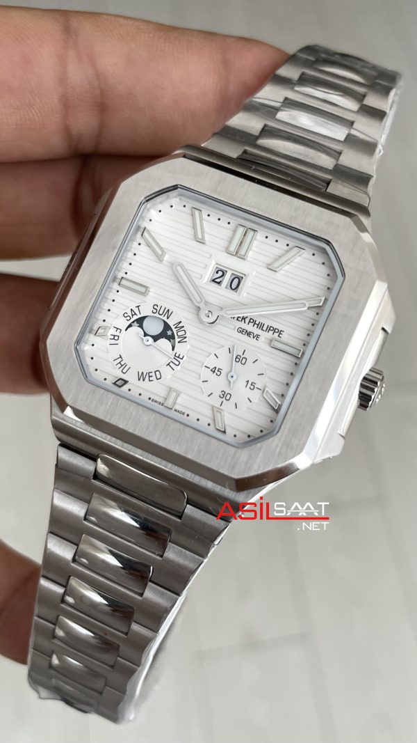 Patek Philippe Cubitus 5822P Date Day Moon Phase 45mm Silver Beyaz Kadran Patek Philippe Cubitus 5822P Date Day Moon Phase 45mm Silver Beyaz Kadran