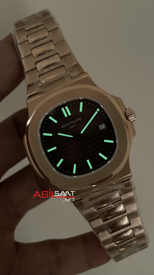 Patek Philippe Nautilus 5711 Chocolate Rosegold 40mm Kahverengi Kadrarn PP Factory Patek Philippe Nautilus 5711 Chocolate Rosegold 40mm Kahverengi Kadrarn PP Factory