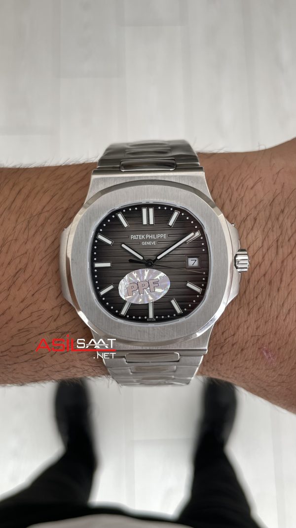 Patek Philippe Nautilus 5711 Gri Kadran 40mm PP Factory