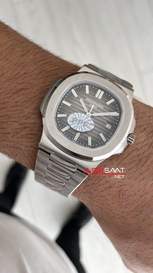 Patek Philippe Nautilus 5711 Gri Kadran 40mm PP Factory
