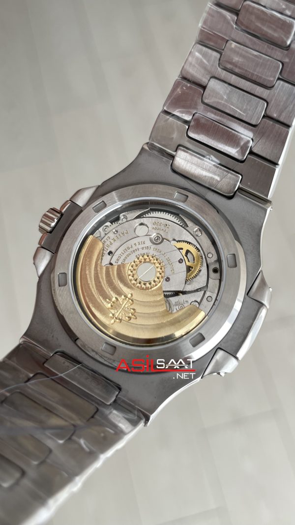 Patek Philippe Nautilus 5711 Siyah Kadran 40mm PP Factory Patek Philippe Nautilus 5711 Siyah Kadran 40mm PP Factory