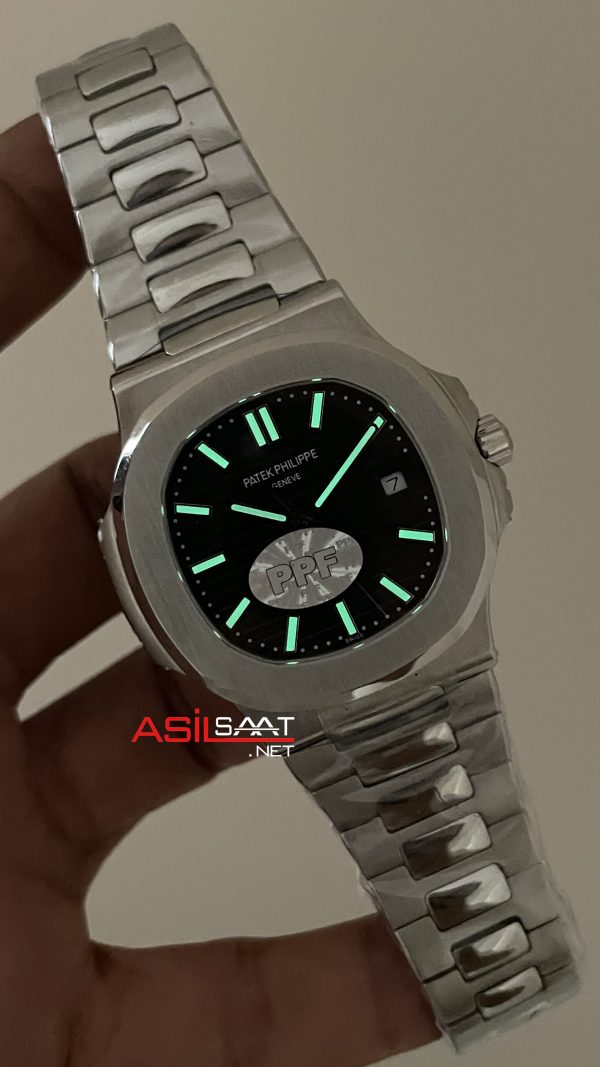 Patek Philippe Nautilus 5711 Siyah Kadran 40mm PP Factory Patek Philippe Nautilus 5711 Siyah Kadran 40mm PP Factory