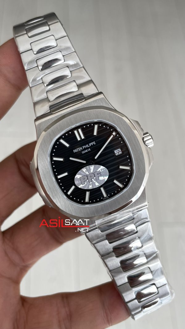 Patek Philippe Nautilus 5711 Siyah Kadran 40mm PP Factory Patek Philippe Nautilus 5711 Siyah Kadran 40mm PP Factory