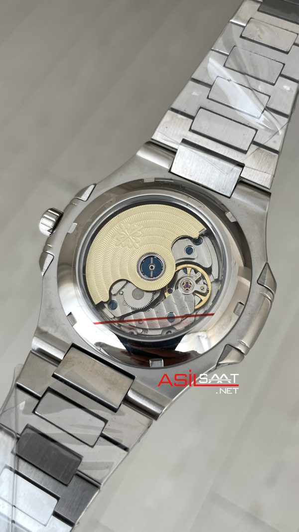 Patek Philippe Nautilus 5726 Annual Calendar Moonphase Silver Siyah Kadran Replika Saat Patek Philippe Nautilus 5726 Annual Calendar Moonphase Silver Siyah Kadran Replika Saat