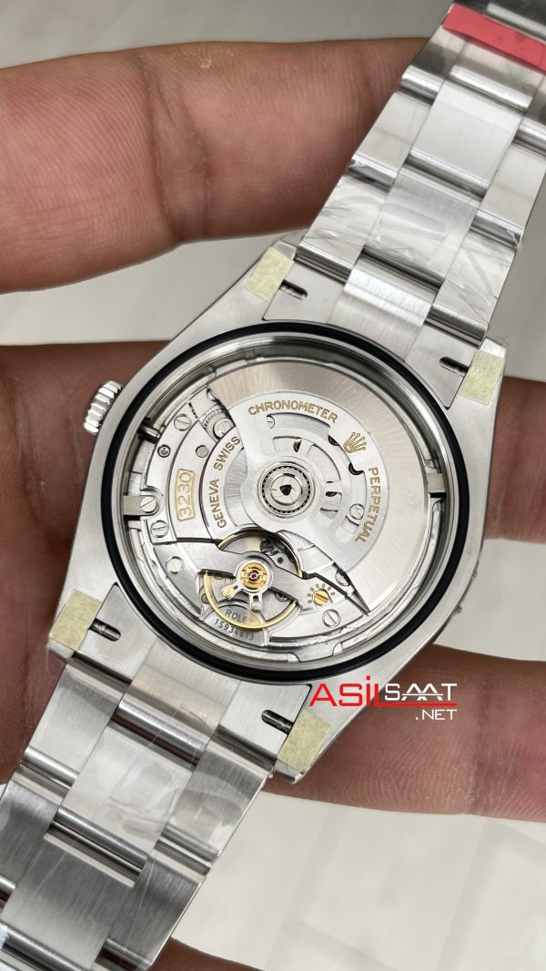 Rolex Oyster Perpetual Fıstık Yeşili 124300 Pistachio Dial 41mm VS Factory V2 DD3230 Tungsten Super Clone Swiss ETA Saat