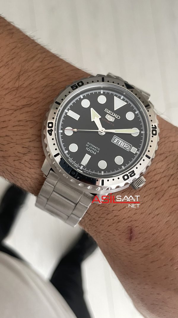 Seiko 5 Sports SRPC61J Siyah Kadran 45mm Seiko 5 Sports SRPC61J Siyah Kadran 45mm