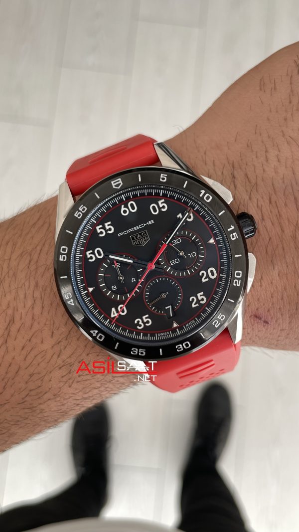 TAG Heuer Porsche Carrera Chronograph 44mm Kırmızı Replika Saat TAG Heuer Porsche Carrera Chronograph 44mm Kırmızı Replika Saat