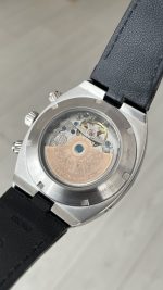 Vacheron Constantin Overseas Silver 44mm Beyaz Kadran Replika Saat