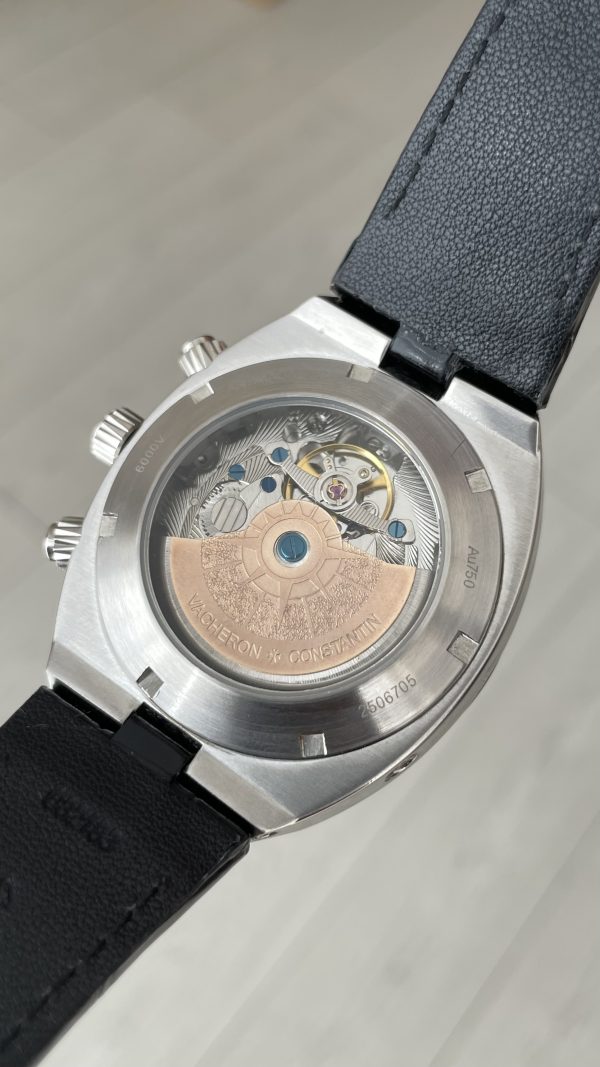 Vacheron Constantin Overseas Silver 44mm Beyaz Kadran Replika Saat Vacheron Constantin Overseas Silver 44mm Beyaz Kadran Replika Saat