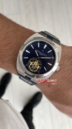 Vacheron Constantin Overseas Tourbillon Mavi Kadran 44mm Replika Saat